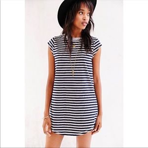 Silence + Noise Tunic Top Gray Navy S